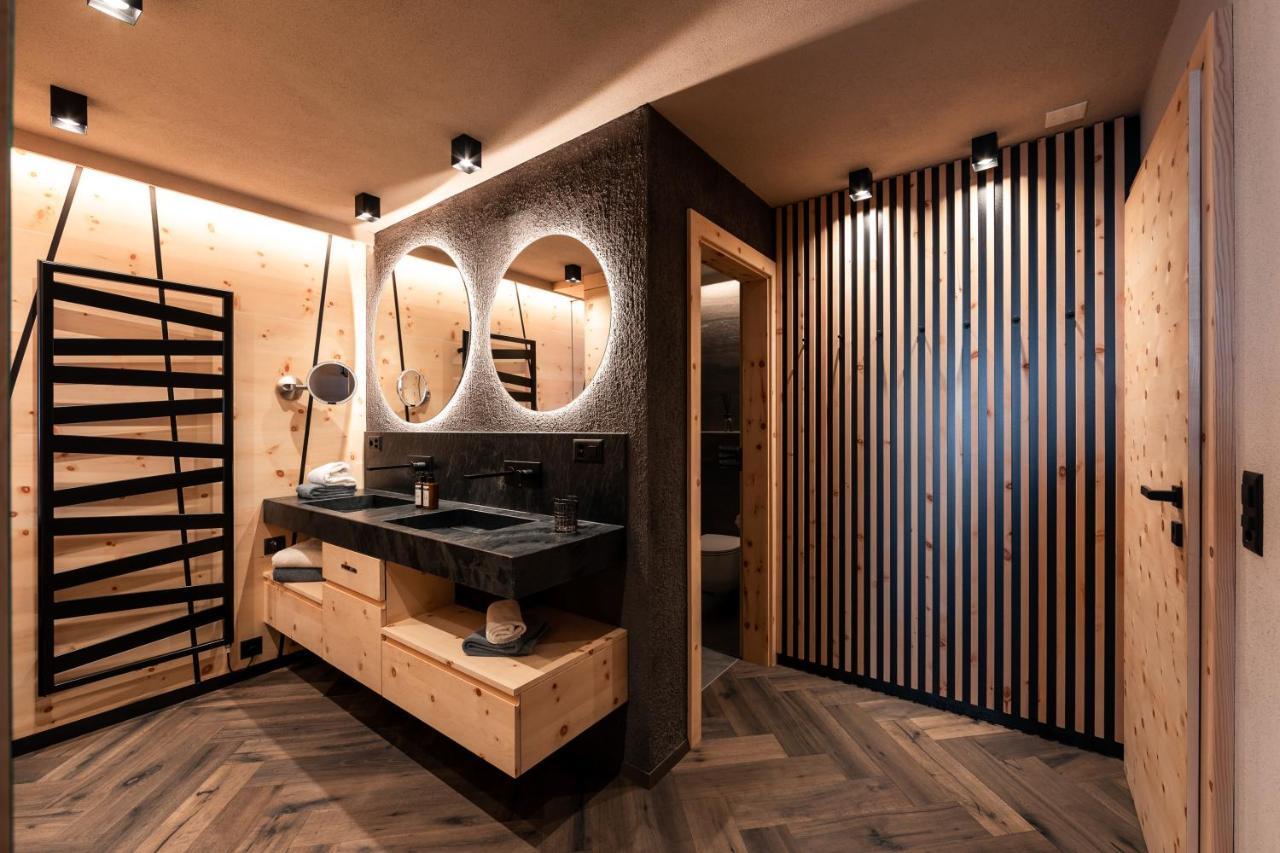 Laret Private Boutique Hotel - Adults Only Samnaun Exterior foto