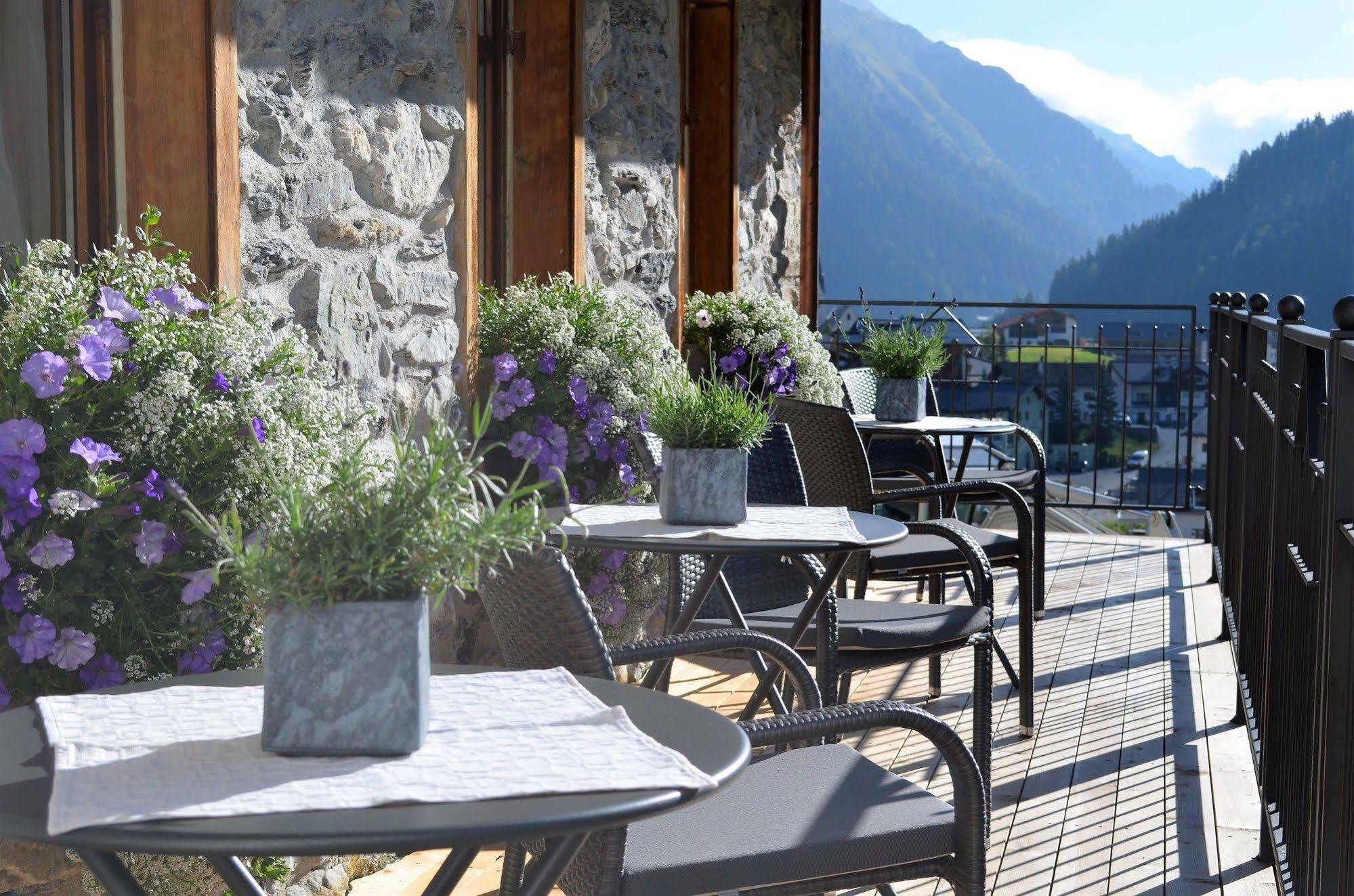 Laret Private Boutique Hotel - Adults Only Samnaun Exterior foto